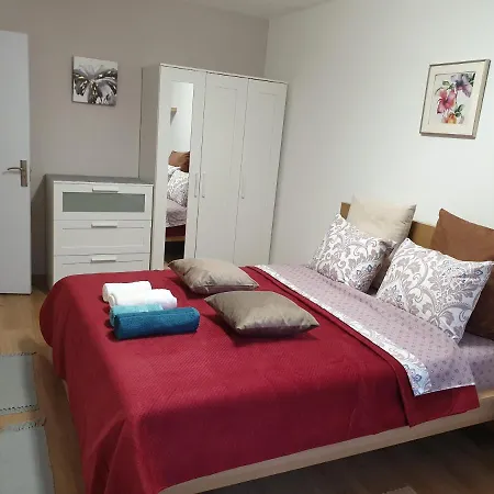 Apartman New The Twins Two-bedroom, 5 At 15 Tsani Ginchev Street, Floor 3 Várna