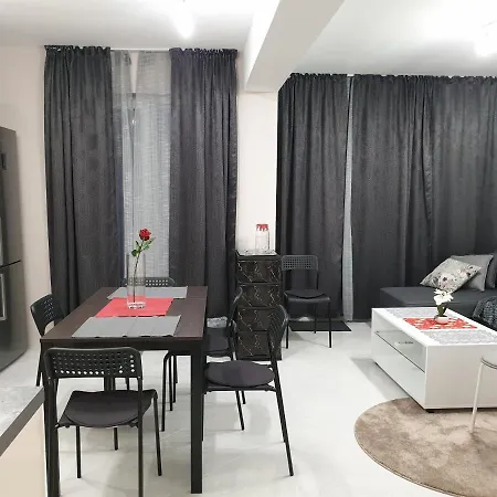 Apartman New The Twins Two-bedroom, 5 At 15 Tsani Ginchev Street, Floor 3 *