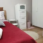 New The Twins Two-bedroom, 5 At 15 Tsani Ginchev Street, Floor 3 Apartman