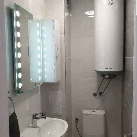 New The Twins Two-bedroom, 5 At 15 Tsani Ginchev Street, Floor 3 * וארנה