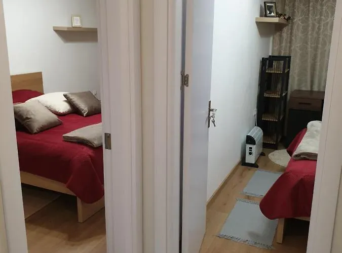 New The Twins Two-bedroom, 5 At 15 Tsani Ginchev Street, Floor 3 Apartmán