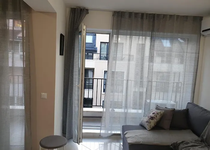 Apartmán New The Twins Two-bedroom, 5 At 15 Tsani Ginchev Street, Floor 3 *