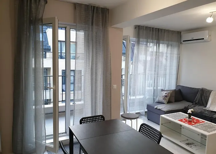 New The Twins Two-bedroom, 5 At 15 Tsani Ginchev Street, Floor 3 Apartmán