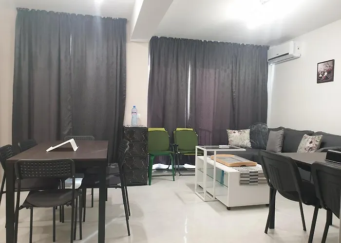 Apartmán New The Twins Two-bedroom, 5 At 15 Tsani Ginchev Street, Floor 3 *