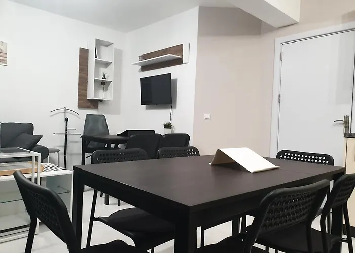 New The Twins Two-bedroom, 5 At 15 Tsani Ginchev Street, Floor 3 Apartmán *
