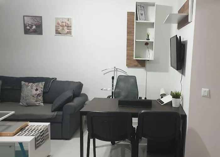 Apartmán New The Twins Two-bedroom, 5 At 15 Tsani Ginchev Street, Floor 3