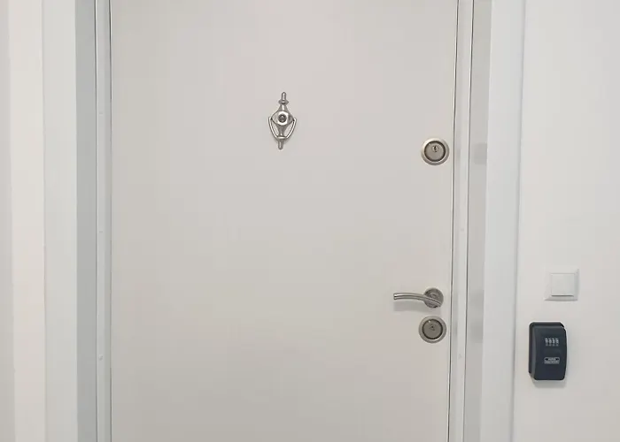 Apartmán New The Twins Two-bedroom, 5 At 15 Tsani Ginchev Street, Floor 3 Varna